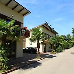 Apartments In Peschiera Del Garda 22100